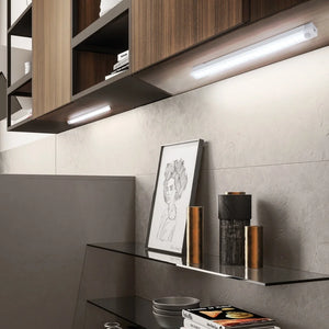 Luz LED con sensor de movimiento